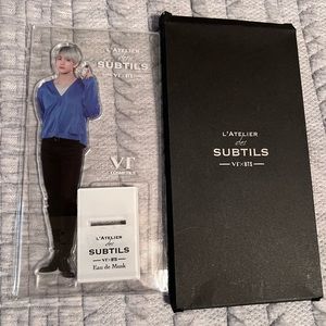 VT Cosmetics BTS V perfume preorder gift standee